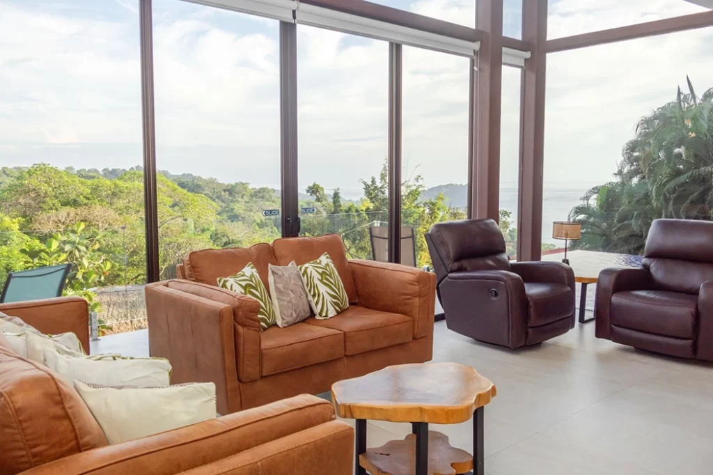 Living-Room-of-Casa-Pakal