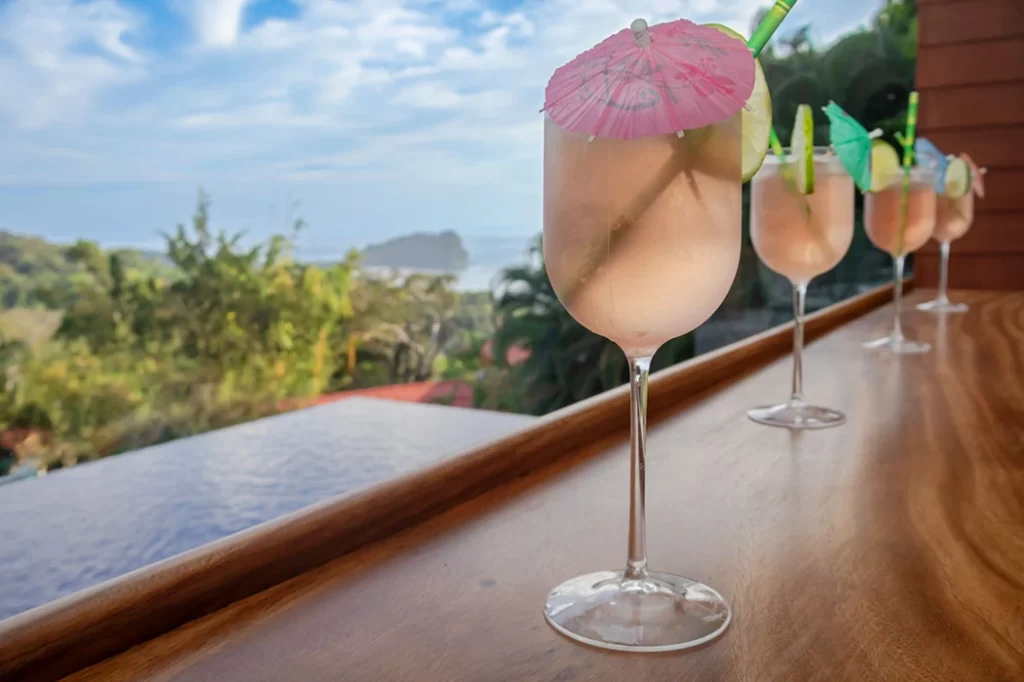 Open-Bar-Casa-Pakal